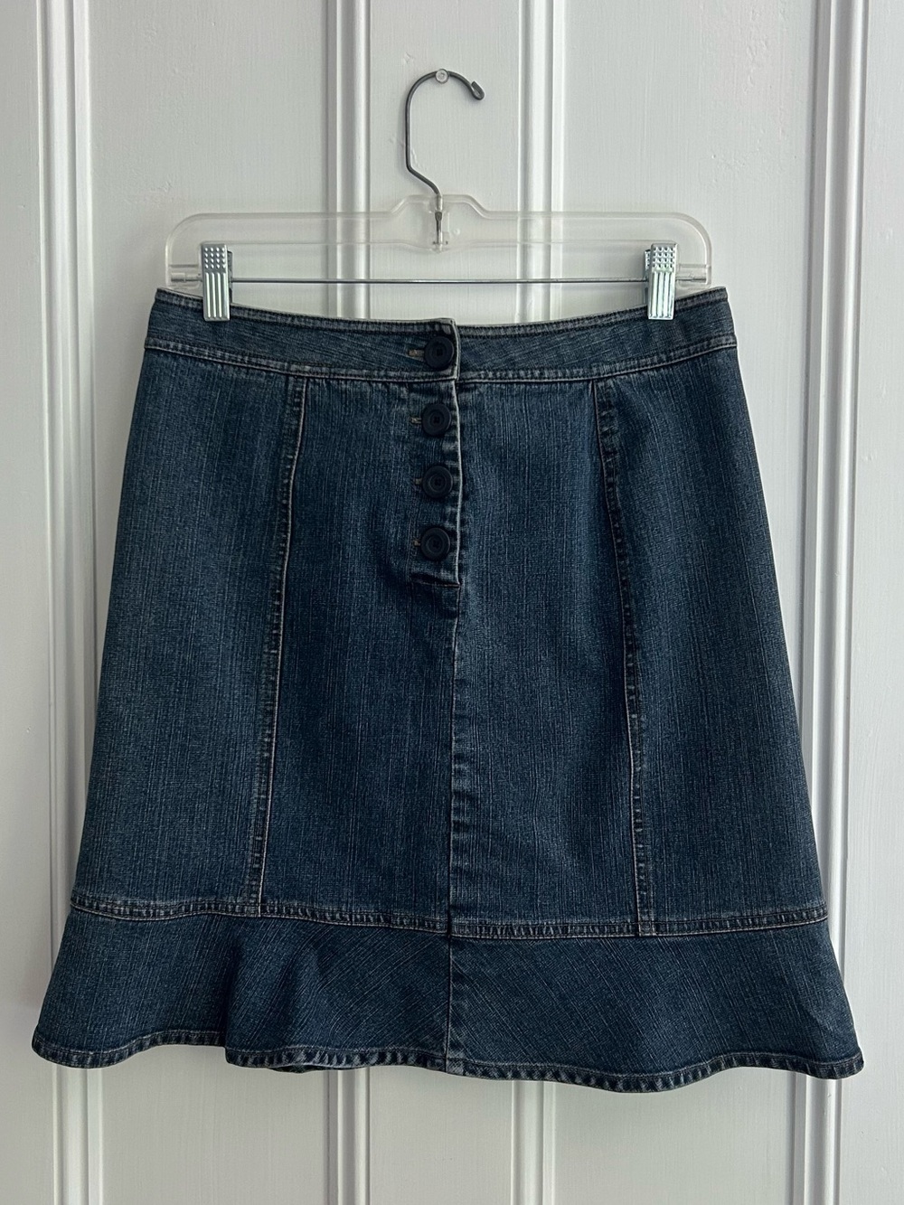 vintage y2k dark wash denim skirt with button front and ruffle hem